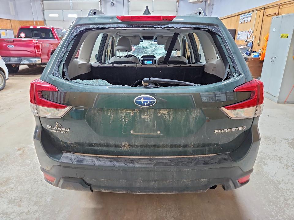 Photo 6 from auction – 2023 SUBARU FORESTER with VIN JF2SKACC6PH502085