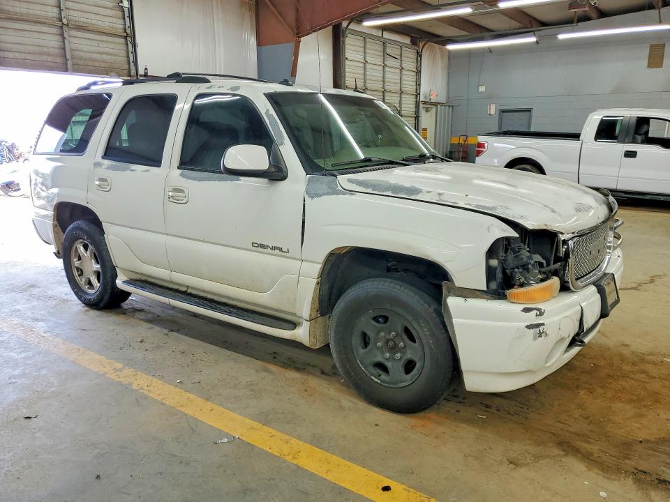 Photo 4 from auction – 2003 GMC YUKON with VIN 1GKEK63U83J125056
