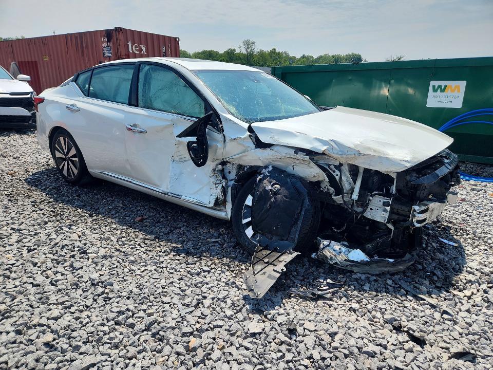 Photo 4 from auction – 2019 NISSAN ALTIMA with VIN 1N4BL4EV7KC172982