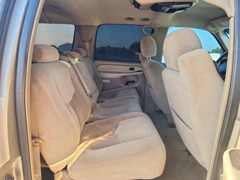 Photo 11 from auction – 2003 CHEVROLET SUBURBAN with VIN 3GNEC16Z63G276652