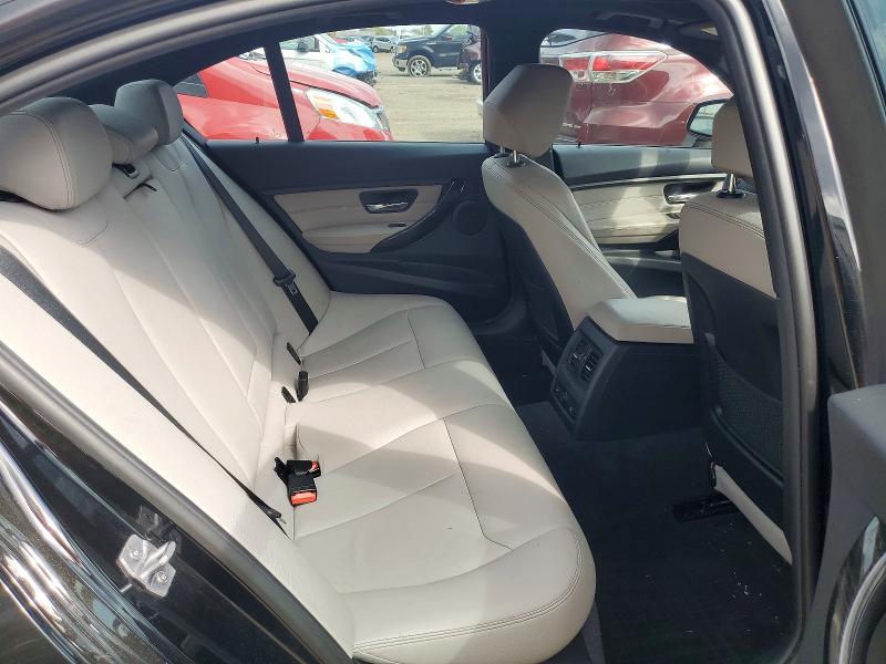 Photo 10 from auction – 2013 BMW 328 with VIN WBA3B3C53DF537350