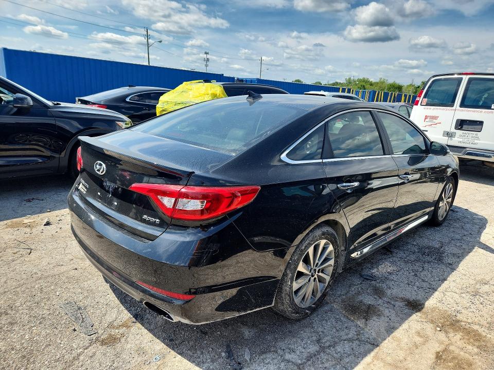 Photo 3 from auction – 2017 HYUNDAI SONATA with VIN 5NPE34AF4HH449574