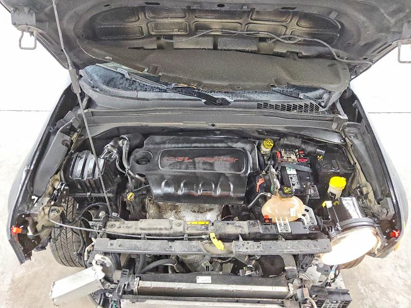 Photo 12 from auction – 2018 JEEP RENEGADE with VIN ZACCJABB8JPJ30096