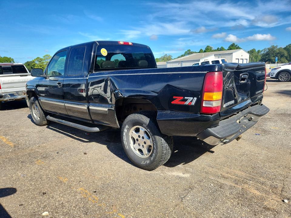 Photo 2 from auction – 1999 CHEVROLET SILVERADO with VIN 2GCEK19T7X1295289