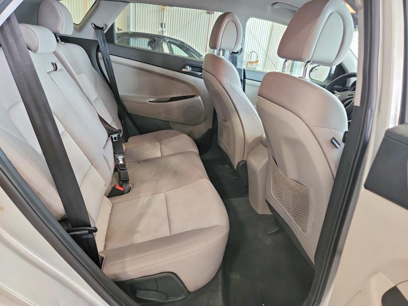 Photo 11 from auction – 2016 HYUNDAI TUCSON with VIN KM8J3CA47GU259064