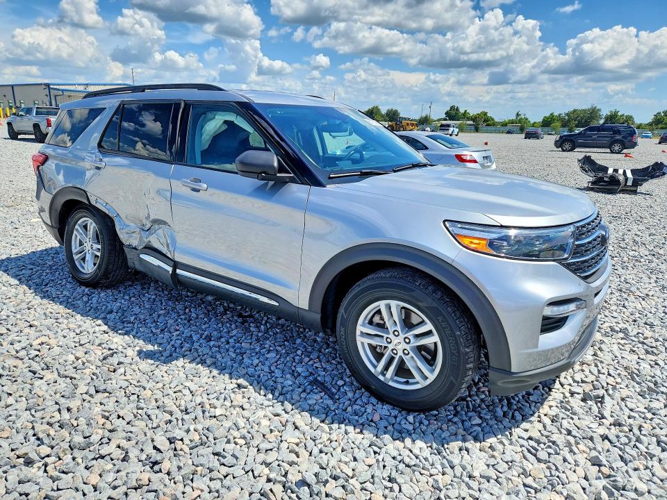 Снимка 4 от търг – 2023 FORD EXPLORER с VIN 1FMSK8DH6PGB27804