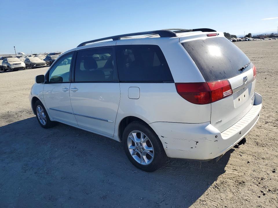 Photo 2 from auction – 2005 TOYOTA SIENNA with VIN 5TDBA22C55S047621