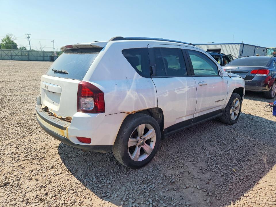 Photo 3 from auction – 2014 JEEP COMPASS with VIN 1C4NJDBB2ED503876