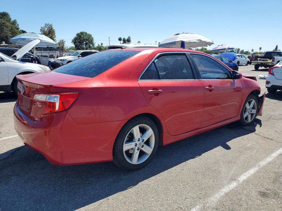 Photo 3 from auction – 2013 TOYOTA CAMRY with VIN 4T1BF1FKXDU650941
