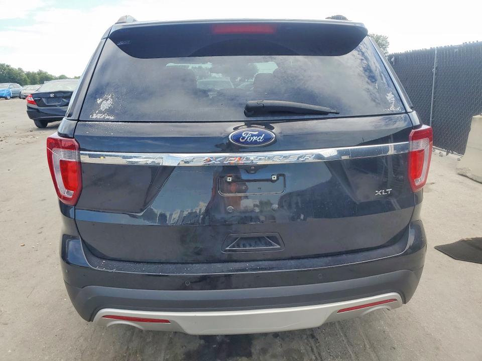 Photo 6 from auction – 2017 FORD EXPLORER with VIN 1FM5K7D85HGD10698