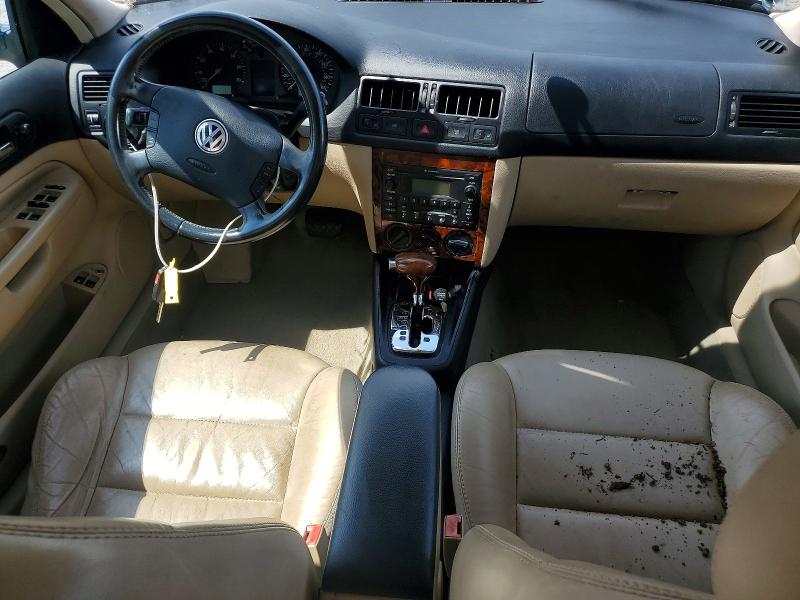 Photo 8 from auction – 2002 VOLKSWAGEN JETTA with VIN 3VWTH69M22M174177