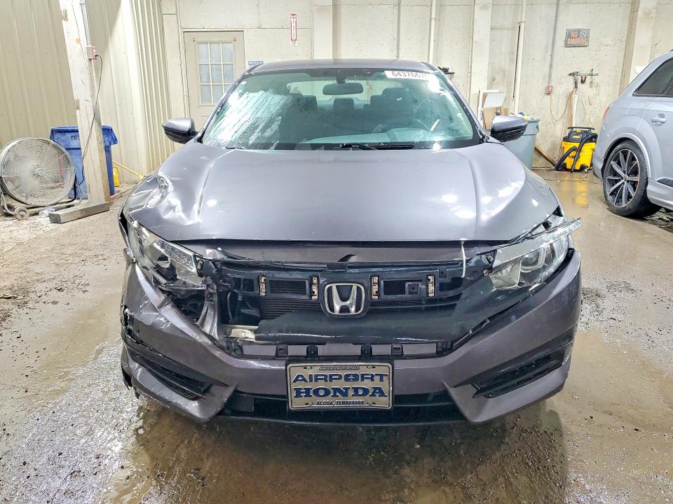Photo 5 from auction – 2017 HONDA CIVIC with VIN 19XFC2F53HE023419
