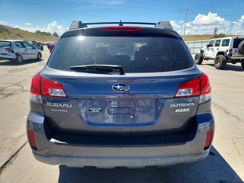 Photo 6 from auction – 2014 SUBARU OUTBACK with VIN 4S4BRBPCXE3228499