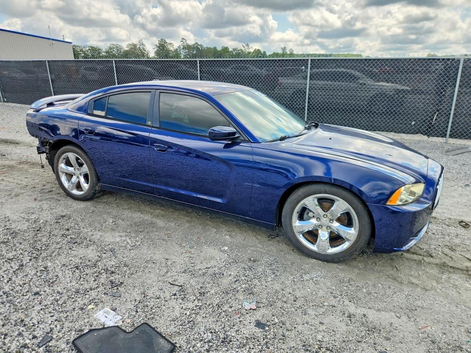 Photo 4 from auction – 2014 DODGE CHARGER with VIN 2C3CDXHG3EH206738