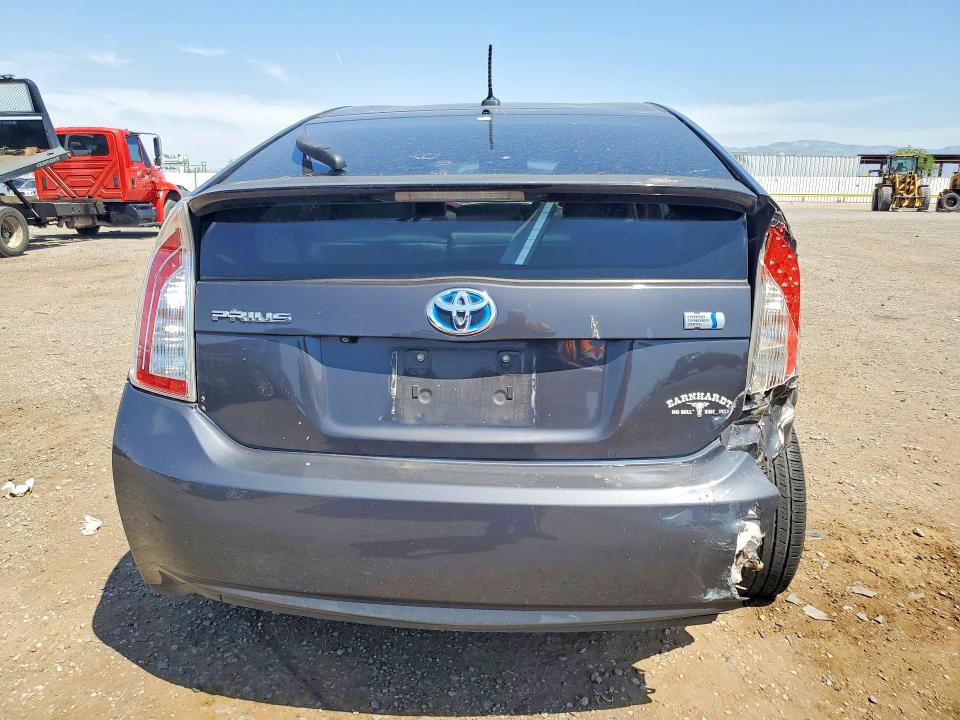 Photo 6 from auction – 2013 TOYOTA PRIUS with VIN JTDKN3DU5D1662312