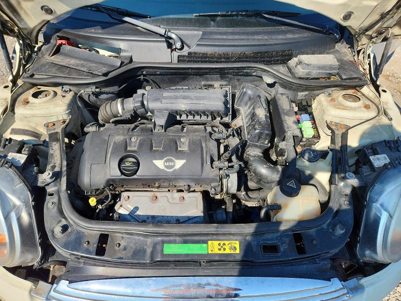 Photo 11 from auction – 2010 MINI COOPER with VIN WMWMF3C5XATZ23494