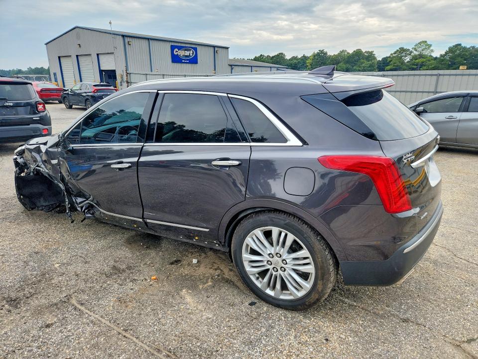 Photo 2 from auction – 2017 CADILLAC XT5 with VIN 1GYKNERS2HZ186136