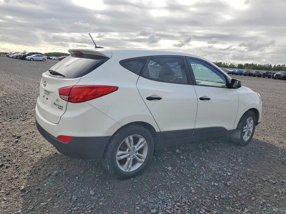 Photo 3 from auction – 2013 HYUNDAI TUCSON with VIN KM8JT3AC0DU583122