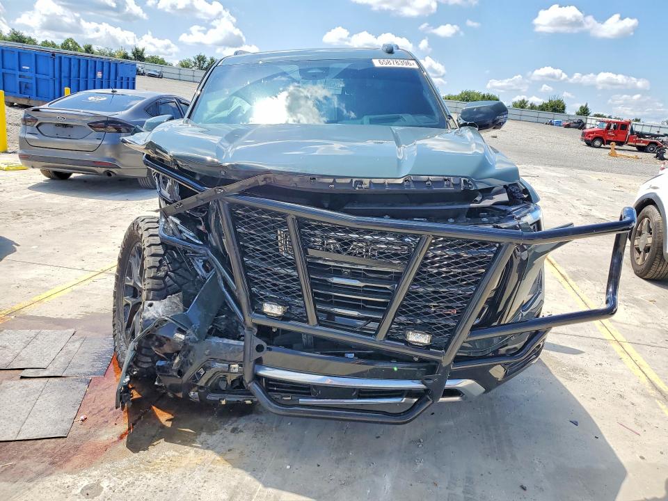 Zdjęcie 5 z aukcji – 2025 GMC YUKON z VIN 1GKS2CR86SR308905
