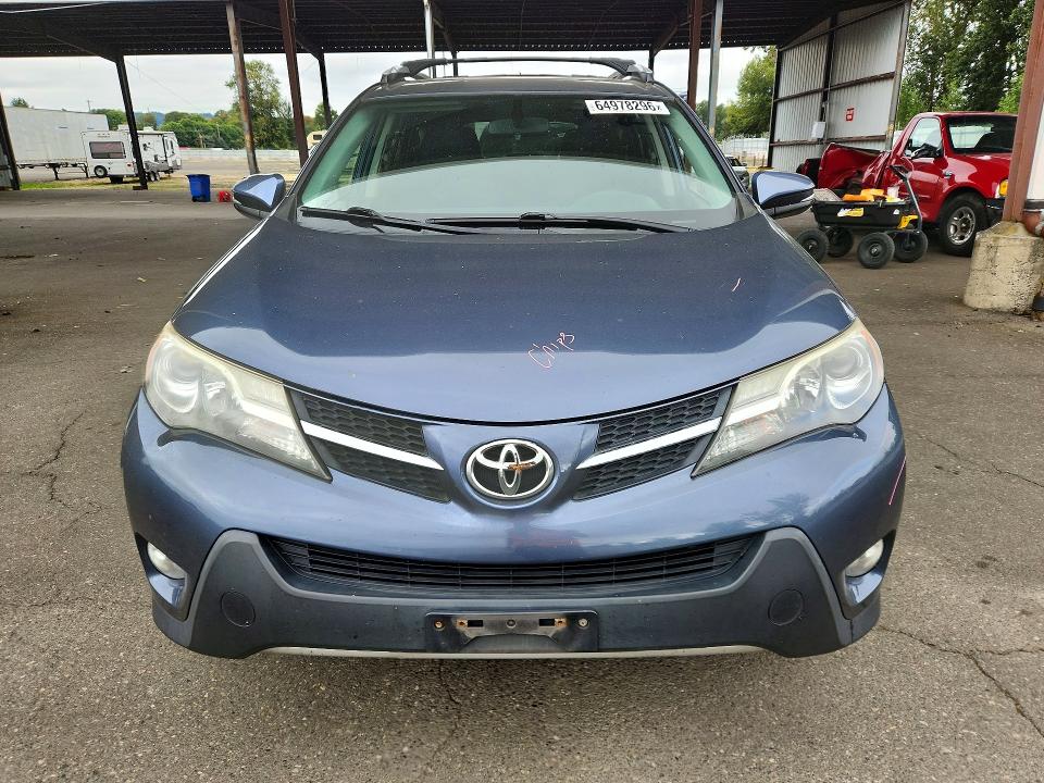 Photo 5 from auction – 2013 TOYOTA RAV4 with VIN JTMRFREV1DD046501