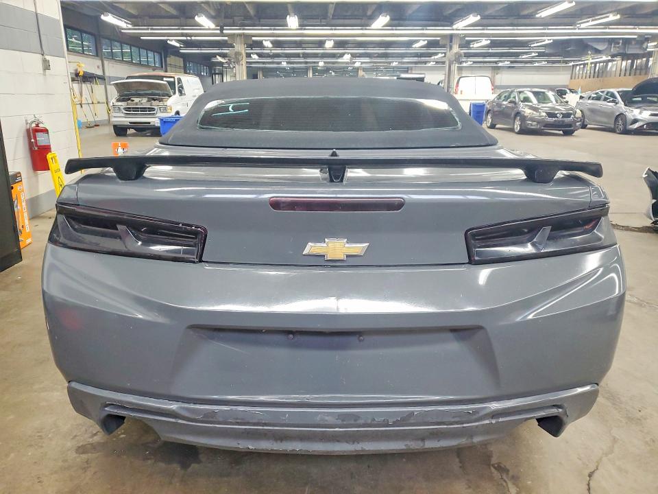 Photo 6 from auction – 2017 CHEVROLET CAMARO with VIN 1G1FF3D78H0174405