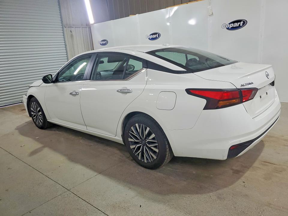 Photo 2 from auction – 2025 NISSAN ALTIMA with VIN 1N4BL4DV7SN411470