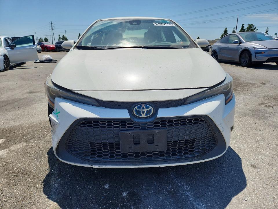 Photo 5 from auction – 2022 TOYOTA COROLLA with VIN JTDEAMDE8N3000947