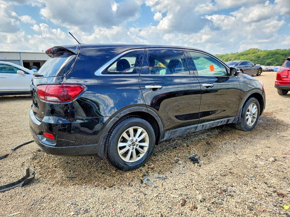 Photo 3 from auction – 2019 KIA SORENTO with VIN 5XYPG4A35KG453313