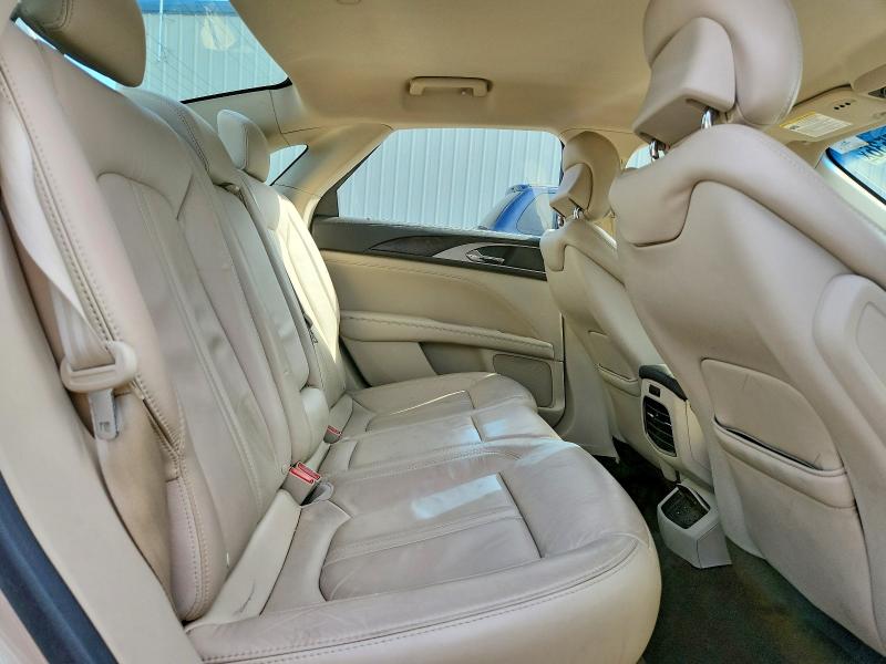 Photo 10 from auction – 2017 LINCOLN MKZ with VIN 3LN6L5D91HR622296