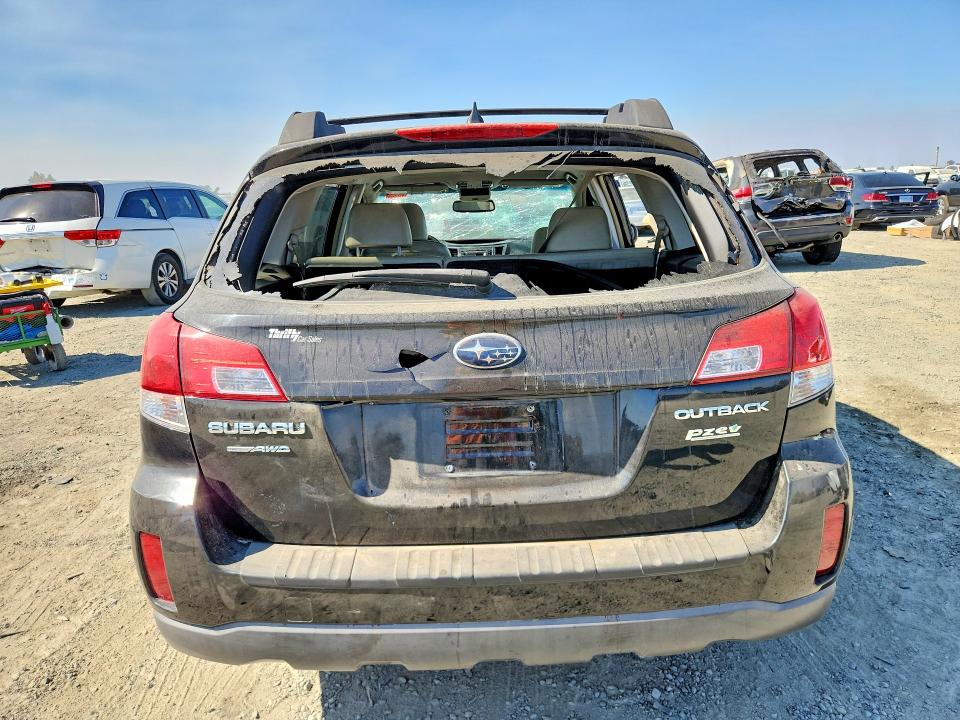Photo 6 from auction – 2014 SUBARU OUTBACK with VIN 4S4BRBLC6E3251770