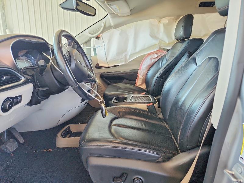 Zdjęcie 7 z aukcji – 2017 CHRYSLER PACIFICA z VIN 2C4RC1EG9HR840144