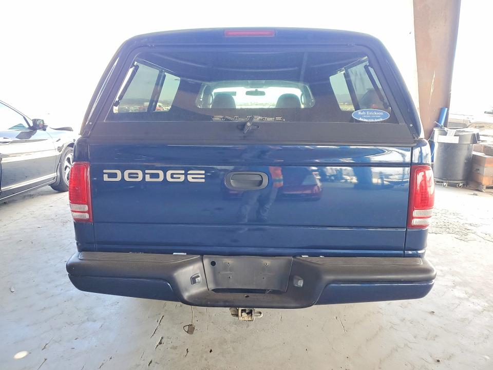 Photo 6 from auction – 2002 DODGE DAKOTA with VIN 1B7GL32X22S512089