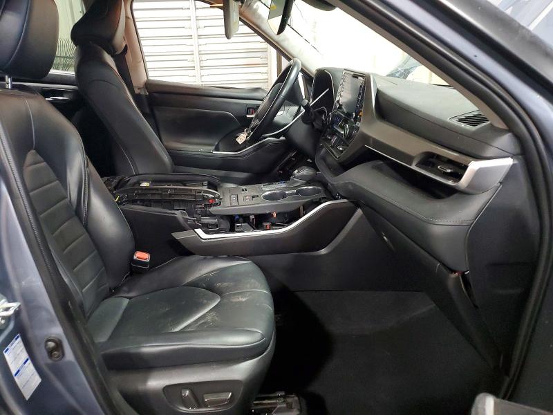 Photo 7 from auction – 2022 TOYOTA HIGHLANDER HYBRID with VIN 5TDGBRCH7NS095935