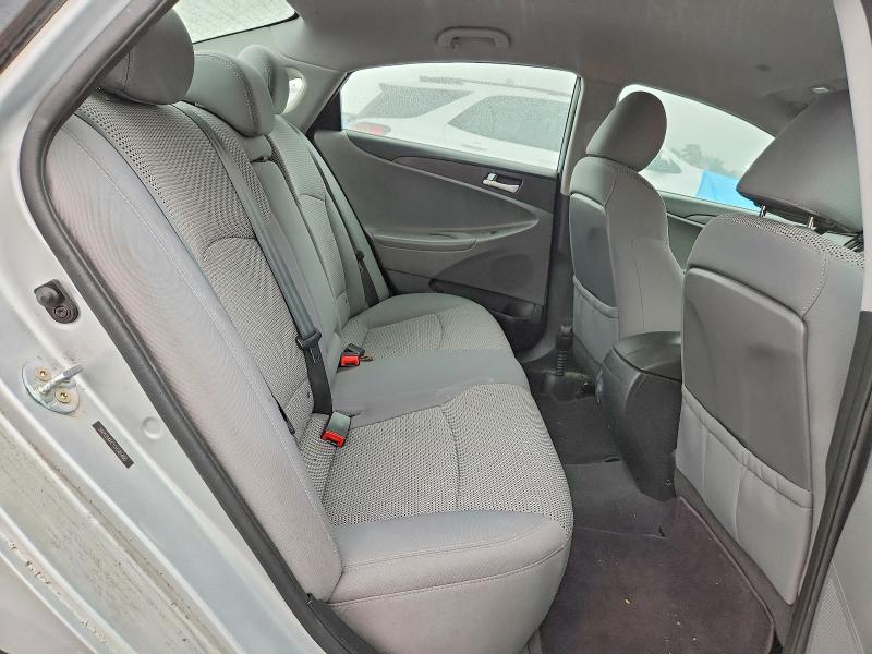 Photo 10 from auction – 2012 HYUNDAI SONATA with VIN 5NPEB4AC1CH381400