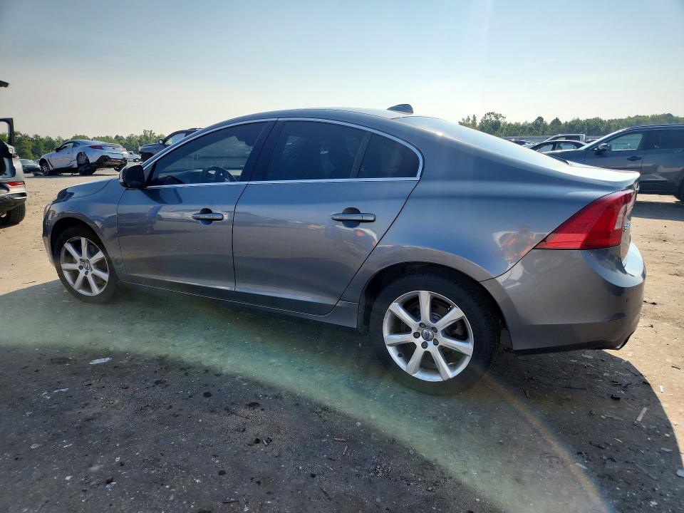 Photo 2 from auction – 2016 VOLVO S60 with VIN YV1612TK2G2392214
