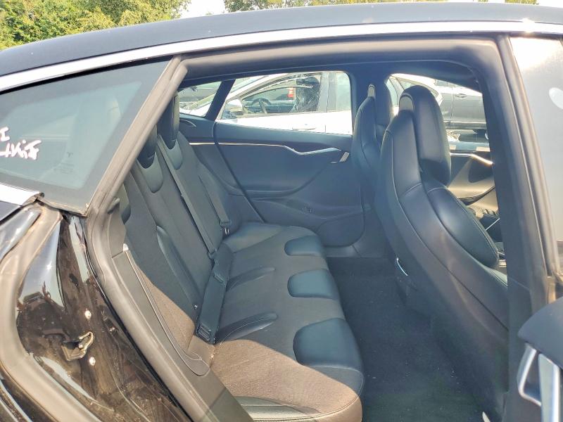 Photo 10 from auction – 2017 TESLA MODEL S with VIN 5YJSA1E15HF209700