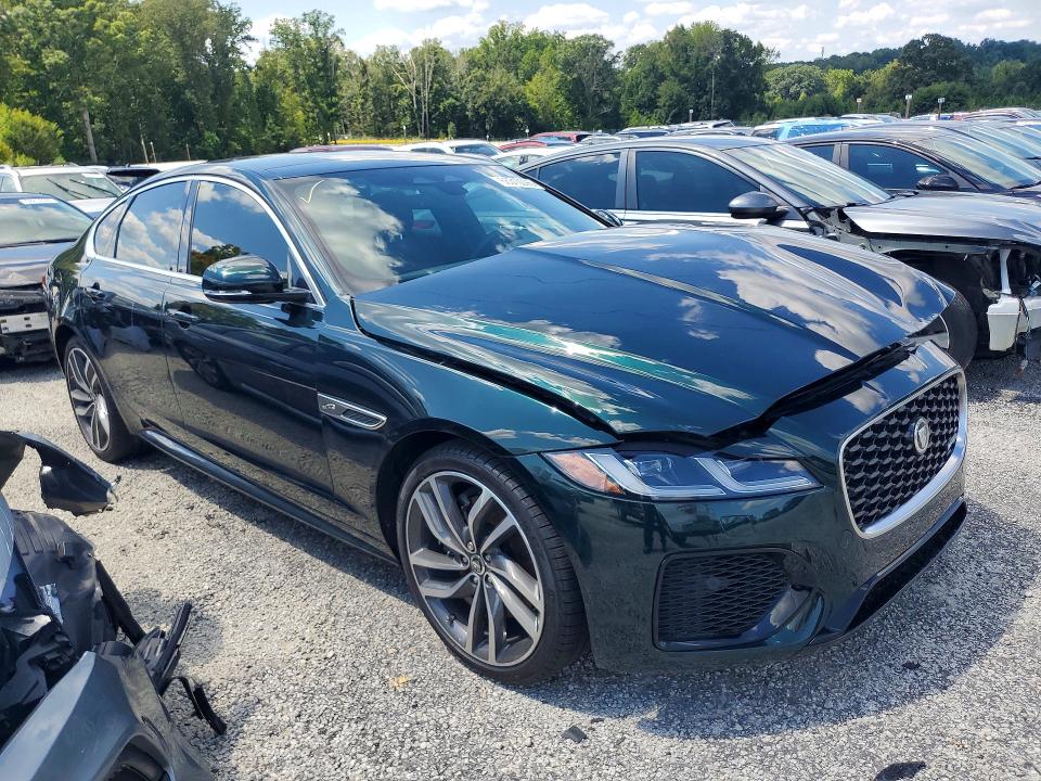 Снимка 4 от търг – 2024 JAGUAR XF с VIN SAJBL4GX4RCY97198