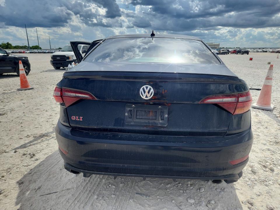 Снимка 6 от търг – 2019 VOLKSWAGEN JETTA с VIN 3VW5T7BU2KM225054