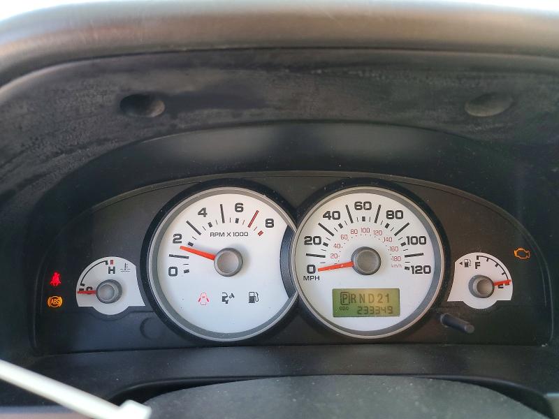 Foto 9 de la subasta – 2005 FORD ESCAPE con VIN 1FMYU03115KD51292
