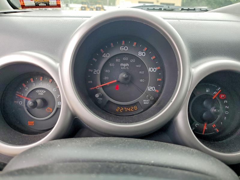 Photo 9 from auction – 2005 HONDA ELEMENT with VIN 5J6YH28685L015698