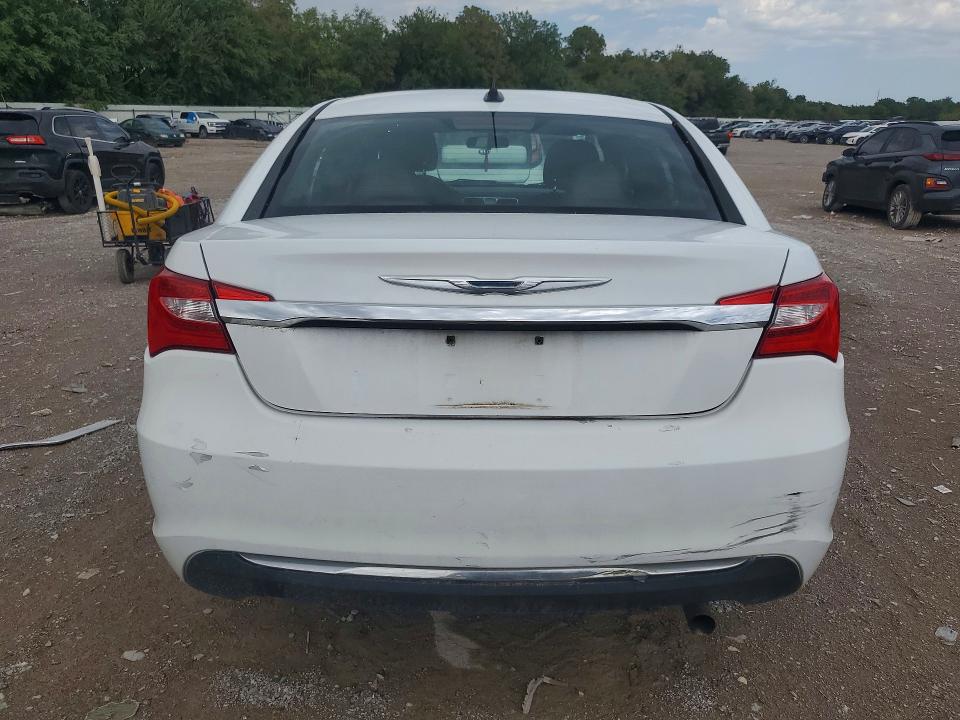 Photo 6 from auction – 2012 CHRYSLER 200 with VIN 1C3CCBAB4CN157963