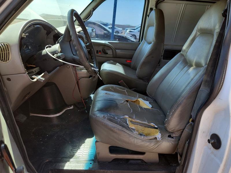 Photo 7 from auction – 2001 CHEVROLET ASTRO with VIN 1GCDM19W91B110330