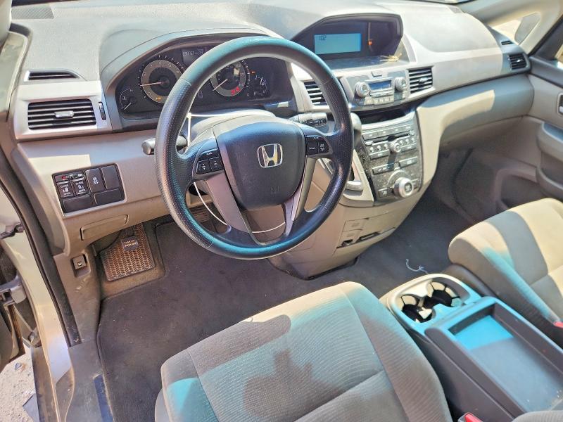 Снимка 8 от търг – 2011 HONDA ODYSSEY с VIN 5FNRL5H49BB030864