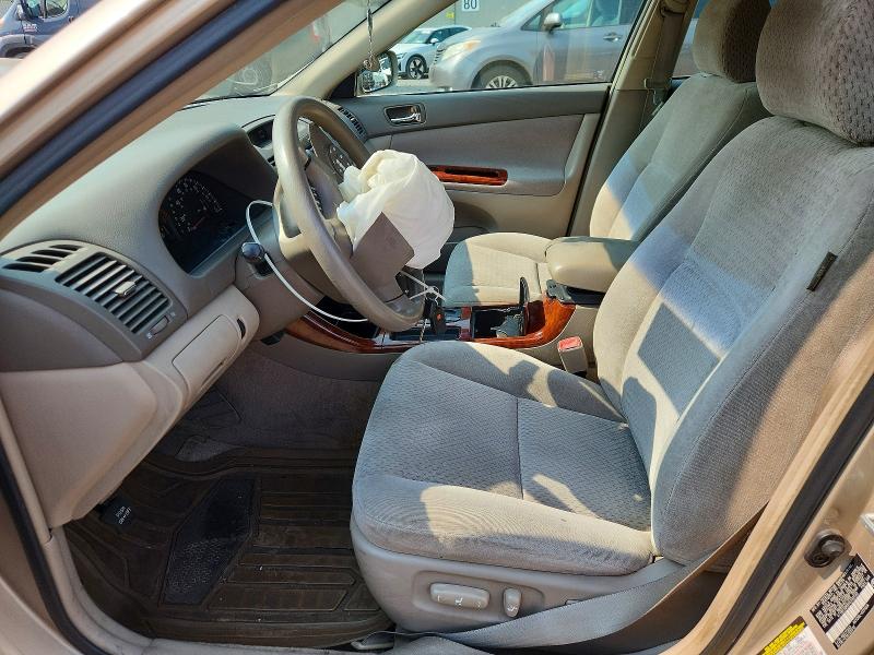 Photo 7 from auction – 2004 TOYOTA CAMRY with VIN 4T1BE30K84U332520