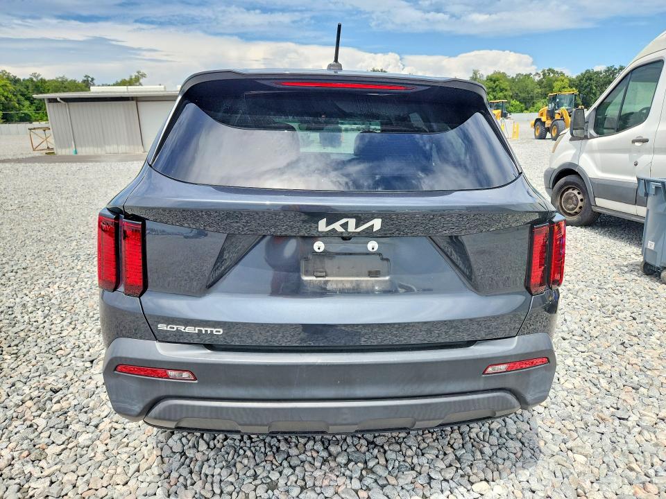 Zdjęcie 6 z aukcji – 2023 KIA SORENTO z VIN 5XYRG4LC4PG248059