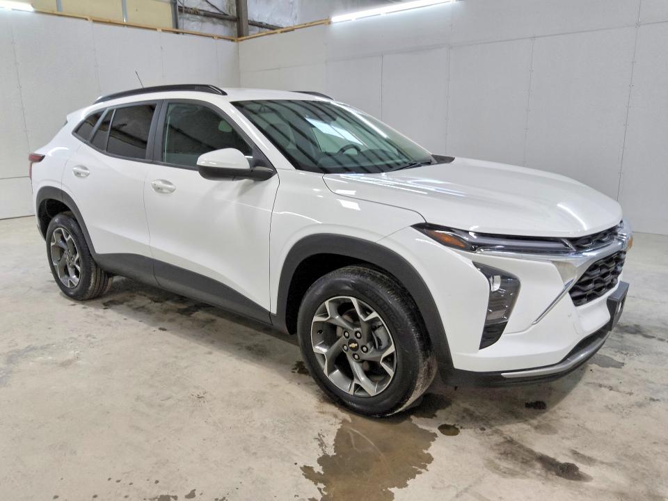 Photo 4 from auction – 2025 CHEVROLET TRAX with VIN KL77LHEP3SC233346
