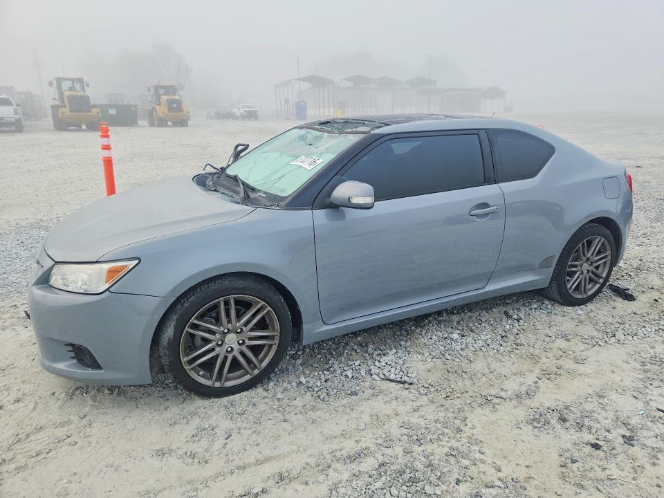 SCION TC 2012 with VIN JTKJF5C70C3035318 - Photo from auction