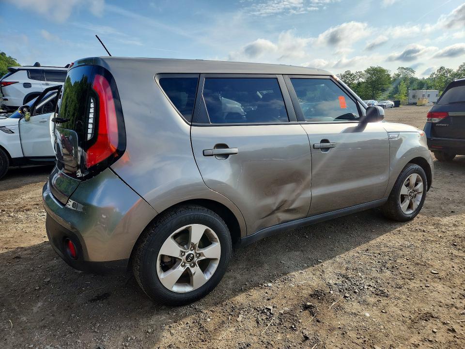Photo 3 from auction – 2017 KIA SOUL with VIN KNDJN2A23H7429556