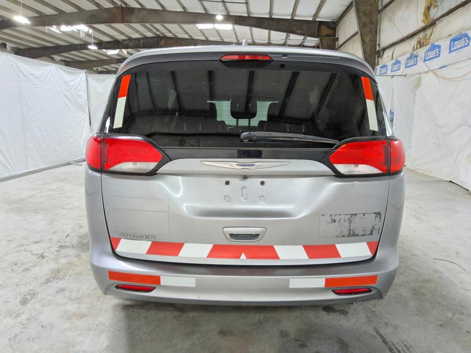 Photo 6 from auction – 2020 CHRYSLER VOYAGER with VIN 2C4RC1DG1LR266083