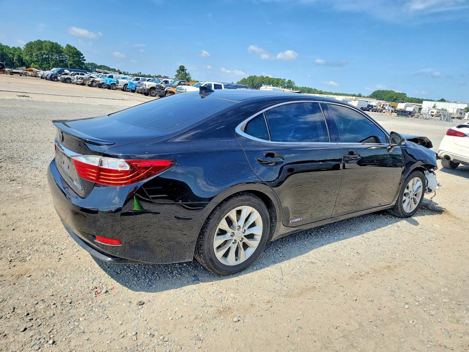 Photo 3 from auction – 2015 LEXUS ES with VIN JTHBW1GG5F2091892